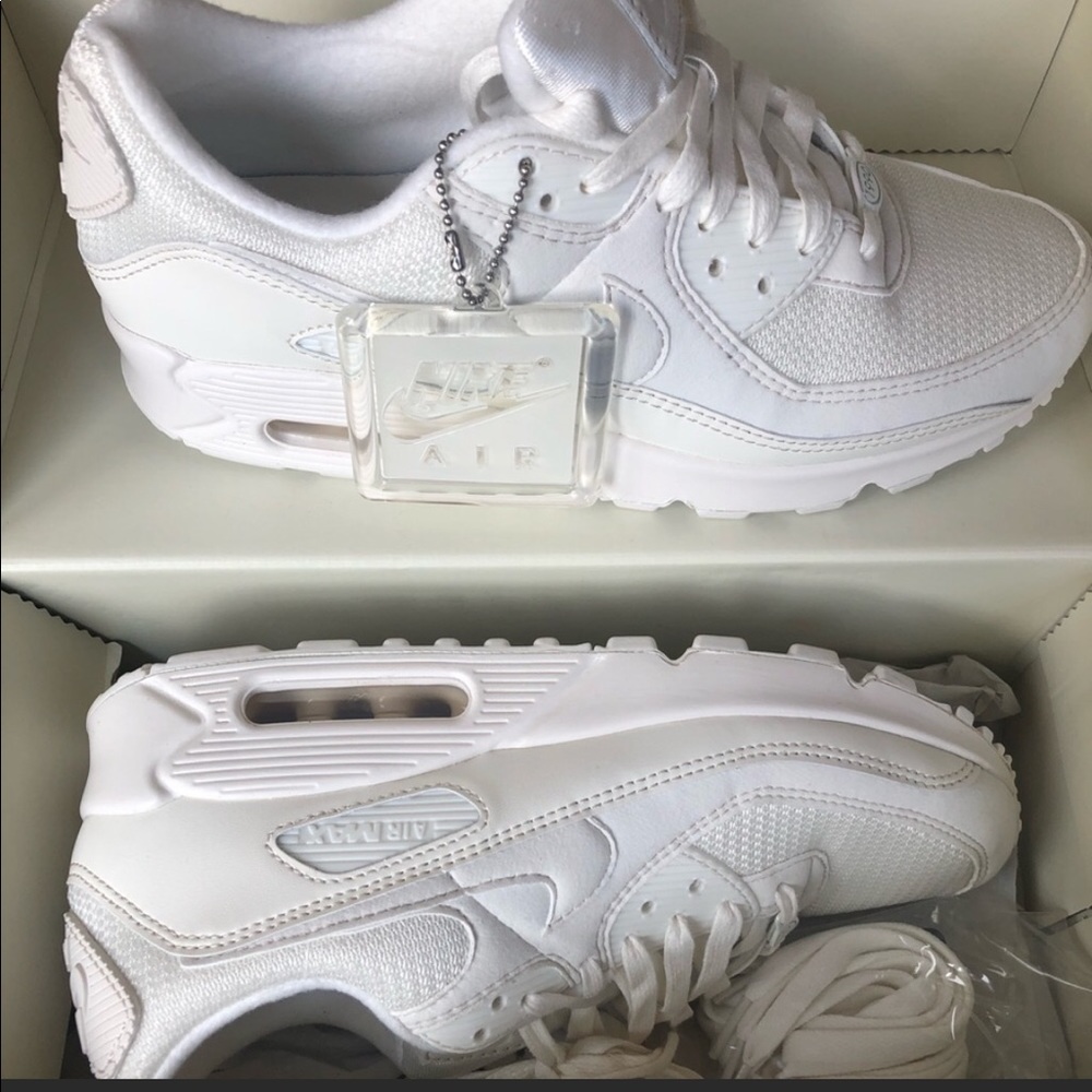 NIKE AIR MAX 90s